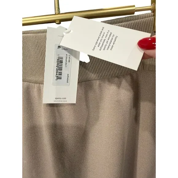 SPANX AirPique Skort Ashwood Beige White Piping NWT Large - Picture 4 of 10